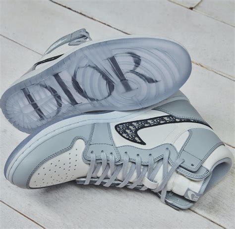 dior air jordan box|christian Dior Air Jordan.